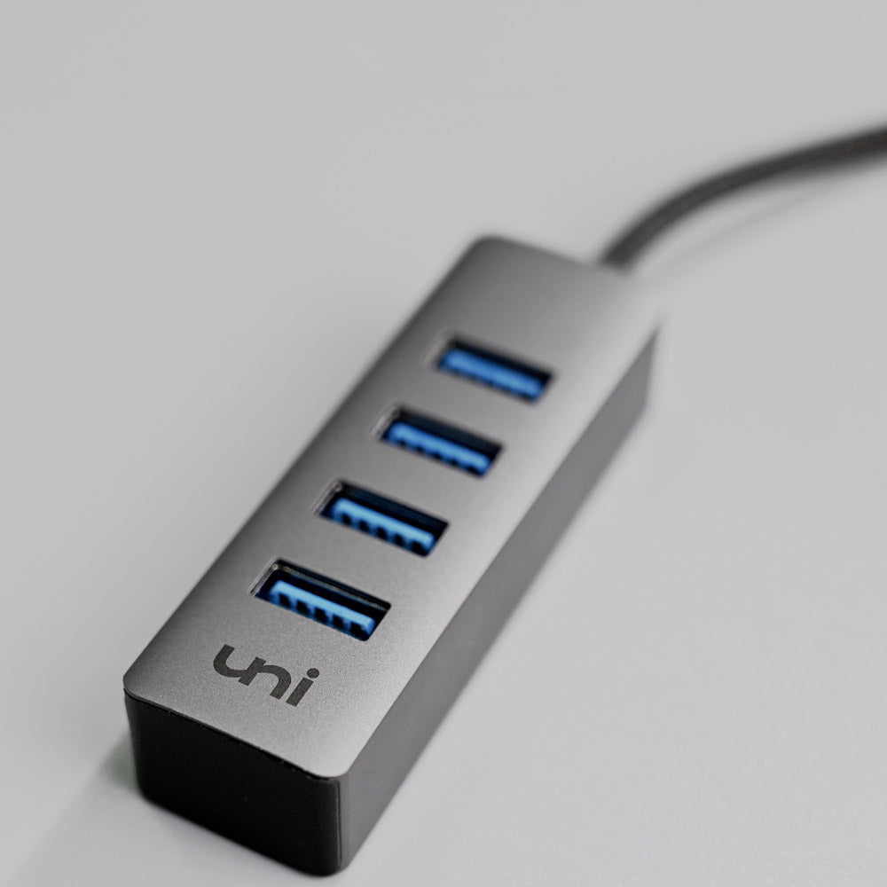 USB-C Hub w/ 4 USB 3.0