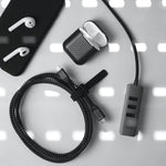 Solid USB Hub in uni